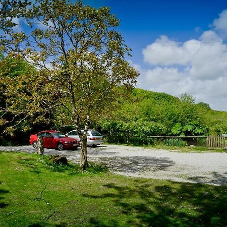 Glamping 1970 American Airstream Motorhome Ponsanooth Ngoại thất bức ảnh